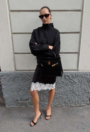 ANCHORED MIDI SKIRT – NOIR